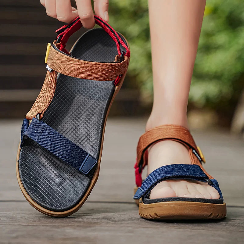 Summer Men Sandals Fashion Leisure Beach Holiday Sandals for Men's Lightweight Shoes New Outdoor Comfortable Casual Sandalies