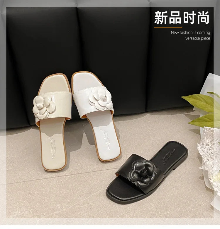 2026Summer flat sandals with floral design, casual and versatile, suitable for outdoor wear